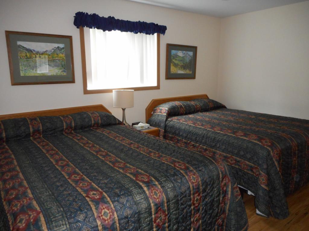 Blue River Motel ภายนอก รูปภาพ
